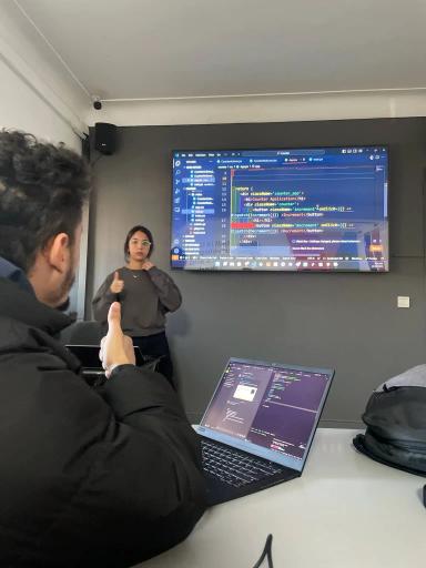 École pionnière dans la formation aux métiers du digital